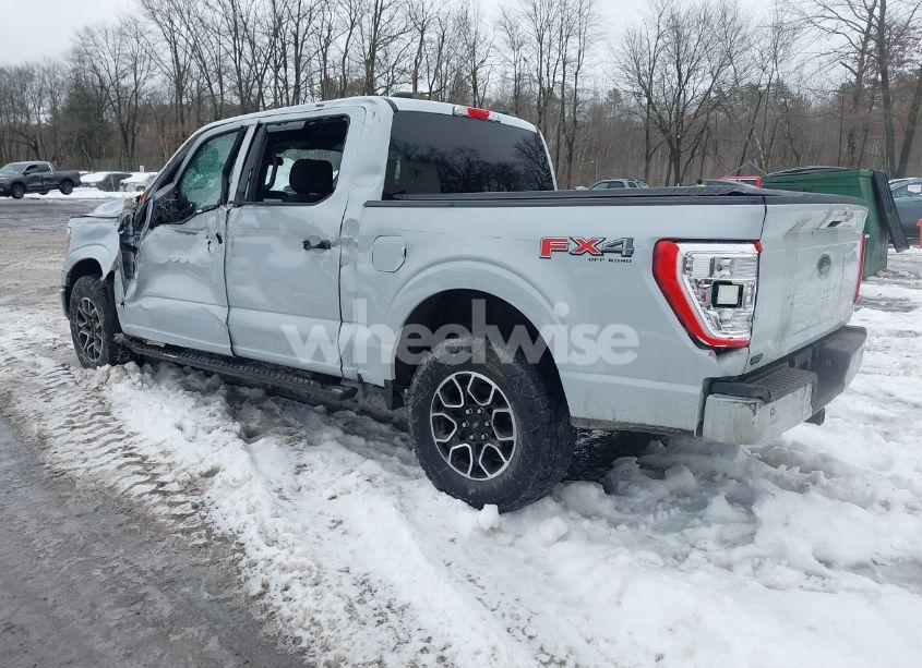 Photo 3 of 2021 Ford F-150 XLT (VIN 1FTFW1E55MKD88680)