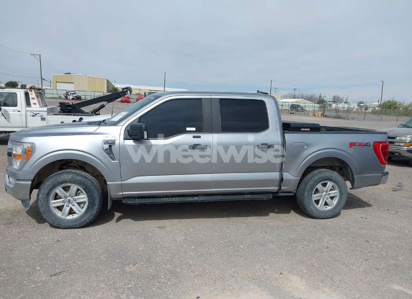 Photo 14 of 2021 Ford F-150 XLT (VIN 1FTFW1E55MKE45752)