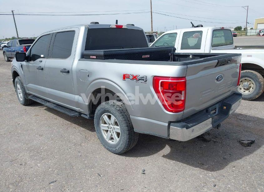 Photo 3 of 2021 Ford F-150 XLT (VIN 1FTFW1E55MKE45752)