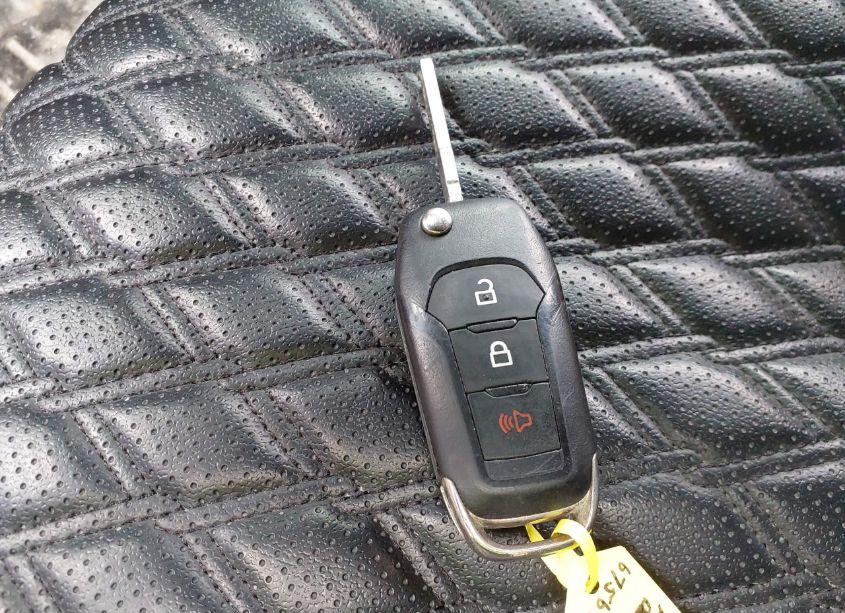 Photo 11 of 2021 Ford F-150 XLT (VIN 1FTFW1E55MKE70165)