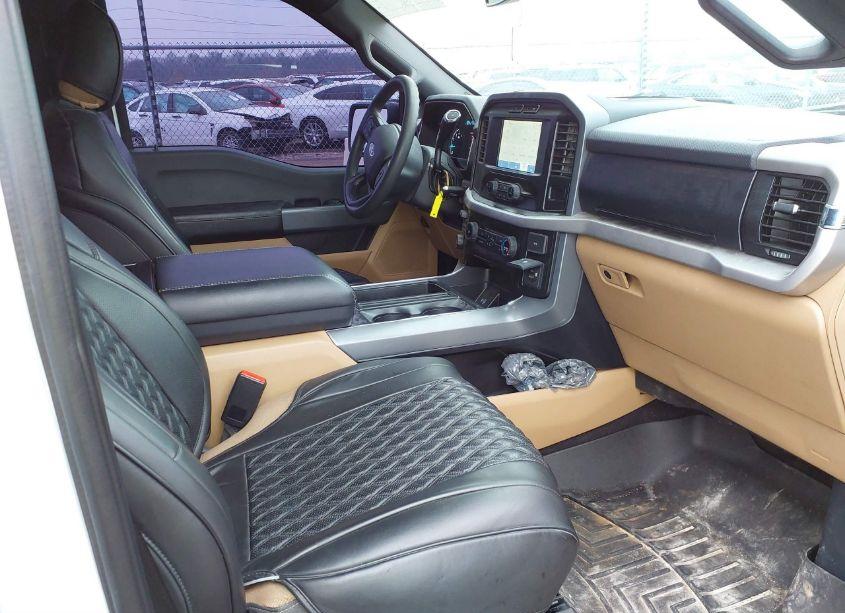 Photo 5 of 2021 Ford F-150 XLT (VIN 1FTFW1E55MKE70165)