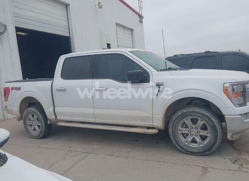 Photo 13 of 2022 Ford F-150 XLT (VIN 1FTFW1E55NKD05072)