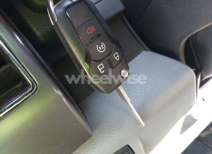 Photo 11 of 2019 Ford F-150 XLT (VIN 1FTFW1E56KFC88528)