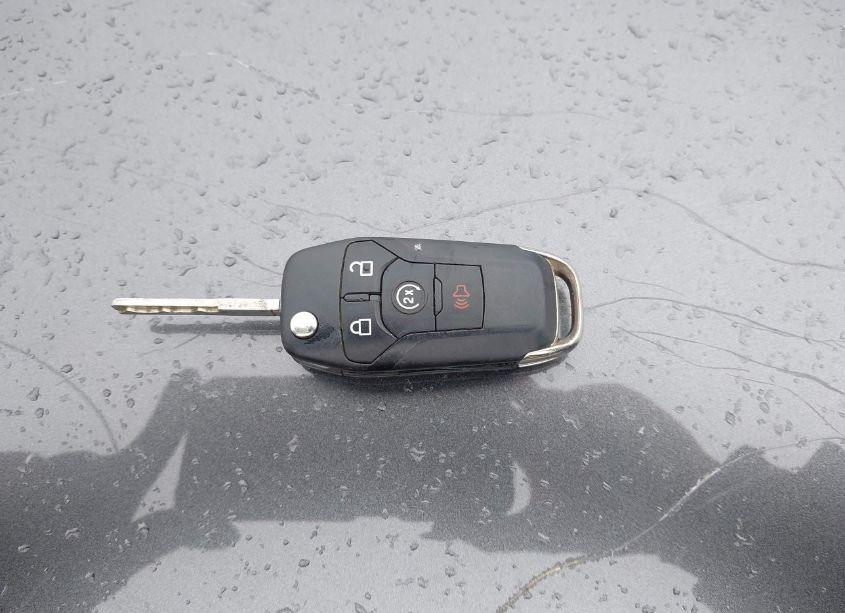 Photo 11 of 2020 Ford F-150 XLT (VIN 1FTFW1E56LFB01905)