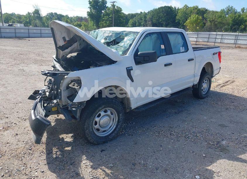 Photo 2 of 2021 Ford F-150 XL (VIN 1FTFW1E56MKF00161)