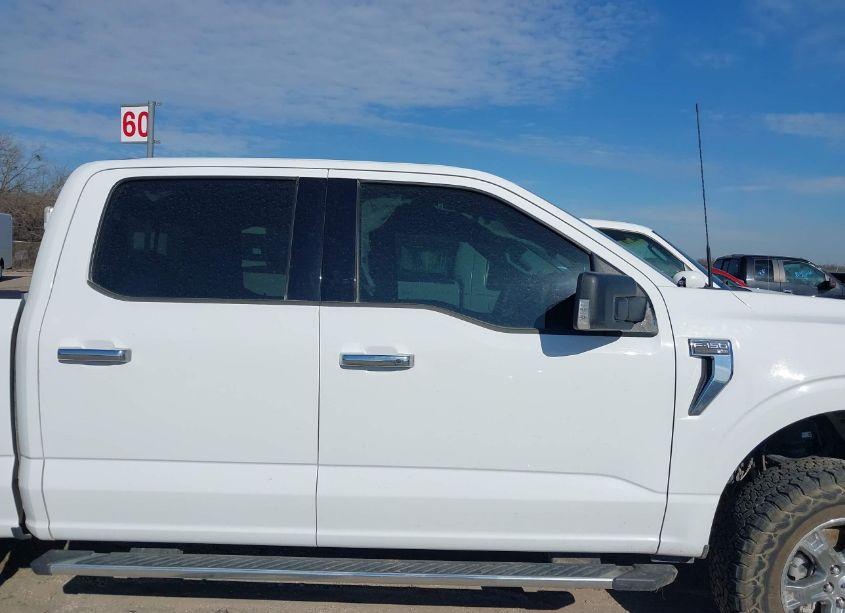 Photo 11 of 2023 Ford F-150 XLT (VIN 1FTFW1E56PKE09833)