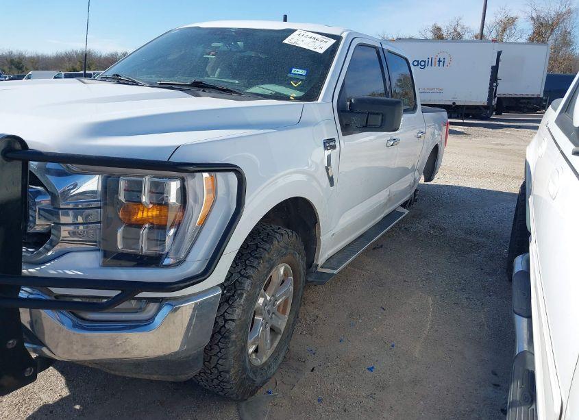Photo 2 of 2023 Ford F-150 XLT (VIN 1FTFW1E56PKE09833)