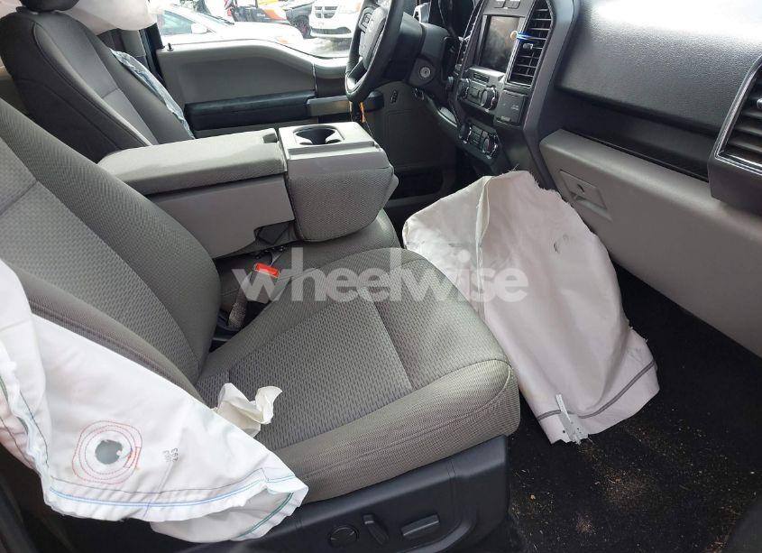 Photo 5 of 2019 Ford F-150 XLT (VIN 1FTFW1E57KFC81703)