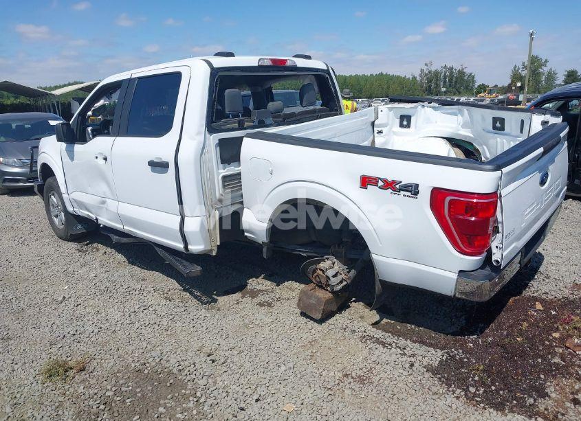 Photo 3 of 2021 Ford F-150 XLT (VIN 1FTFW1E57MFA86042)