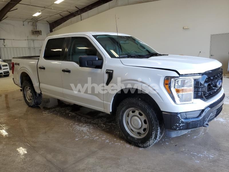 Photo 2 of 2021 FORD F150 SUPERCREW (VIN 1FTFW1E57MFC04154)