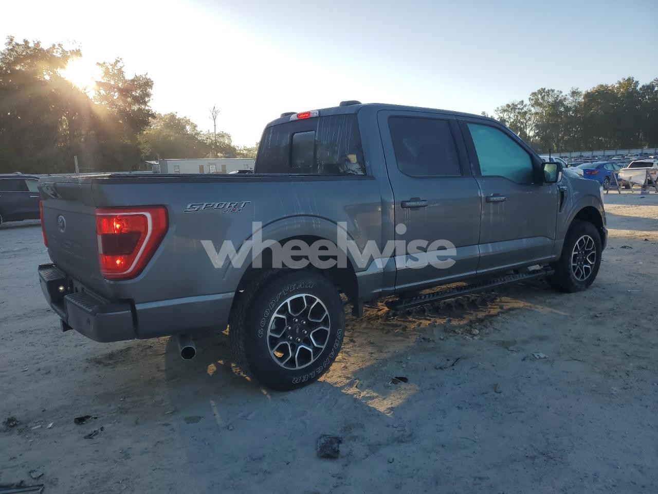 Photo 3 of 2021 FORD F150 SUPERCREW (VIN 1FTFW1E57MFC41947)