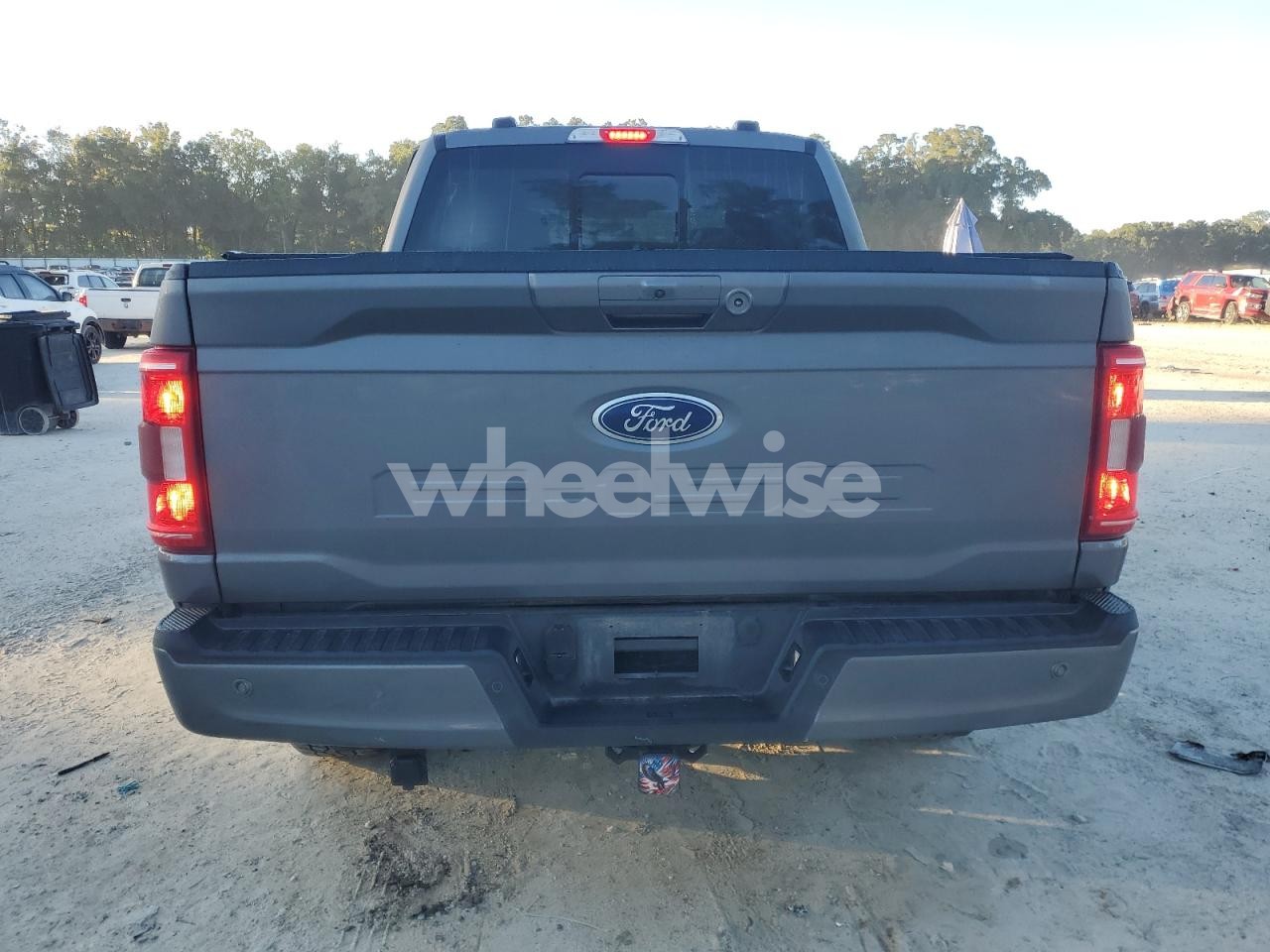 Photo 6 of 2021 FORD F150 SUPERCREW (VIN 1FTFW1E57MFC41947)