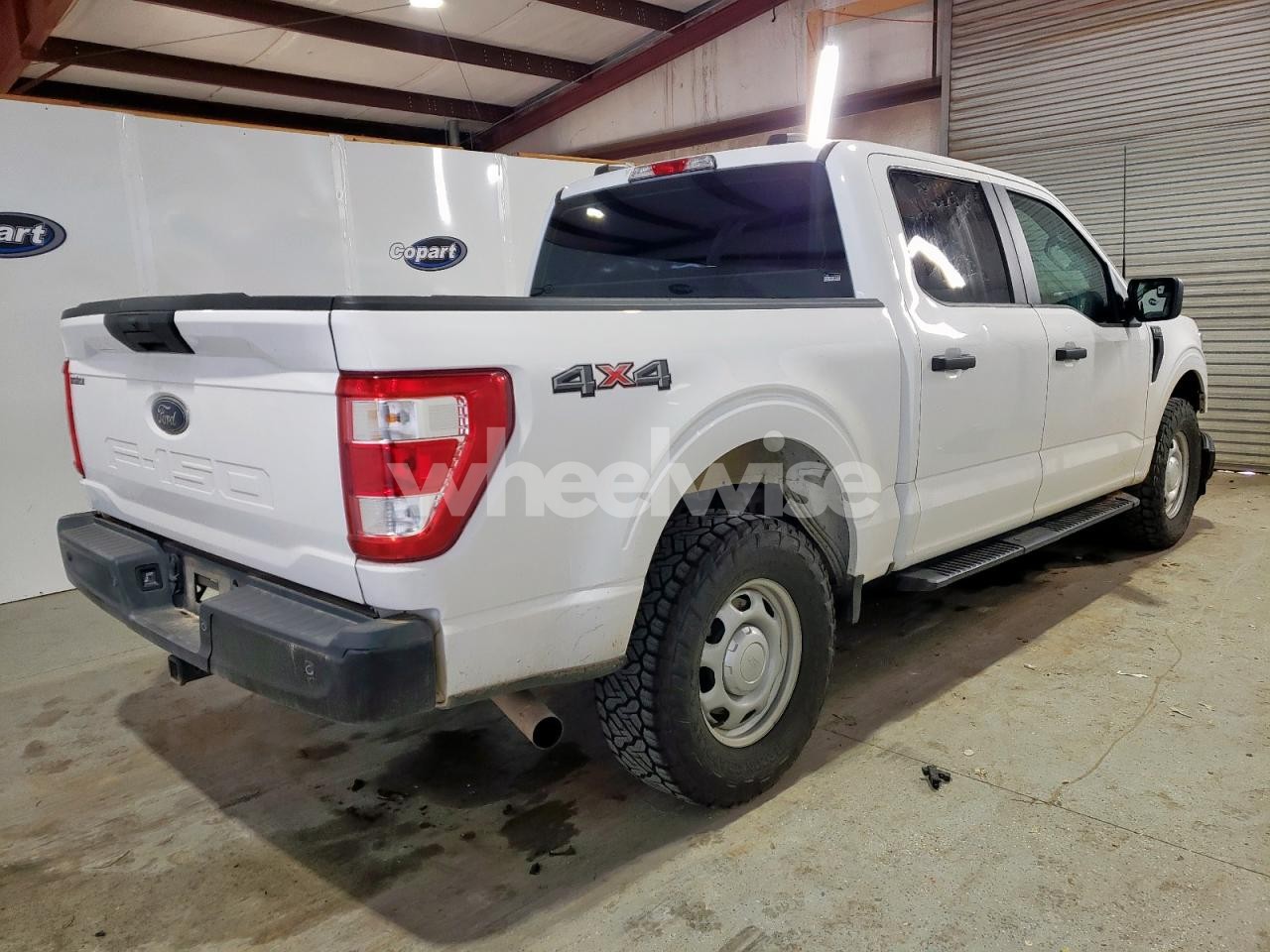 Photo 3 of 2022 FORD F150 SUPERCREW (VIN 1FTFW1E57NKE11751)