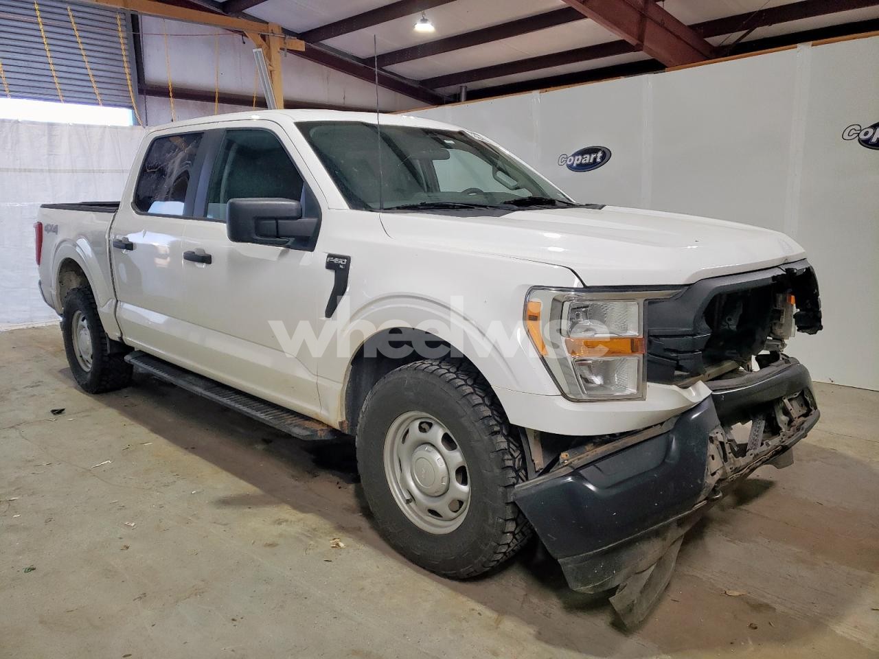 Photo 4 of 2022 FORD F150 SUPERCREW (VIN 1FTFW1E57NKE11751)