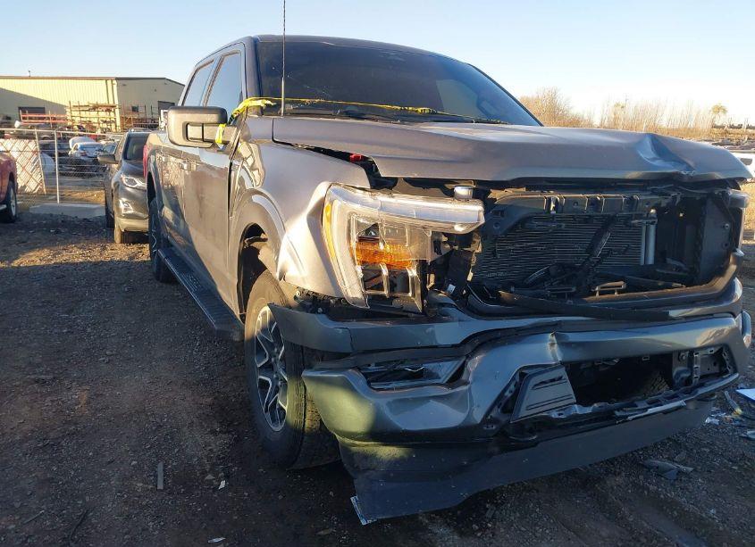 2023 Ford F-150 XLT (VIN 1FTFW1E57PFA63817) main photo