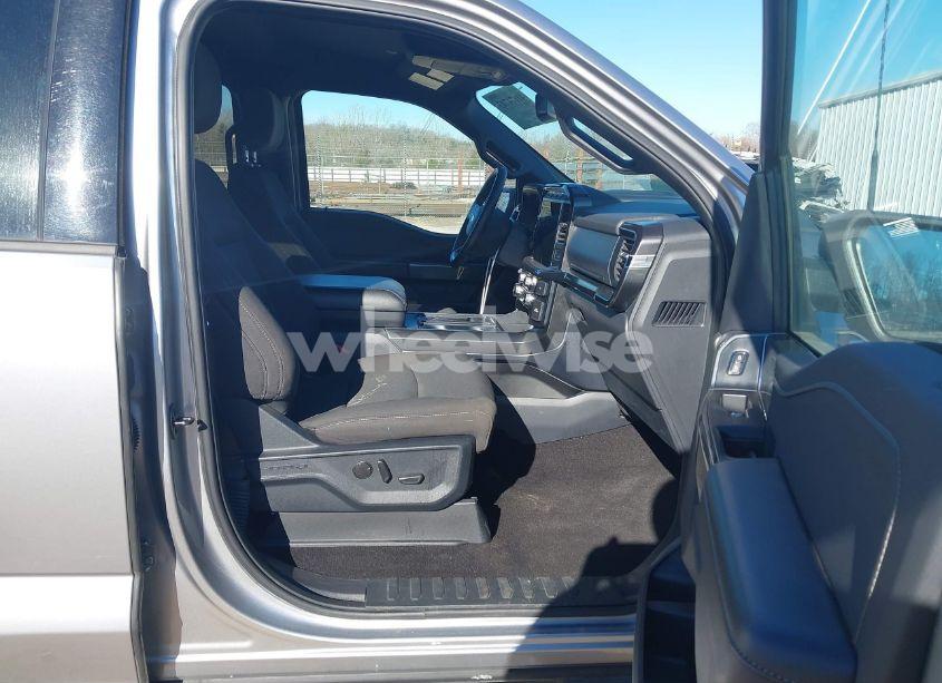 Photo 5 of 2023 Ford F-150 XLT (VIN 1FTFW1E58PFA63972)