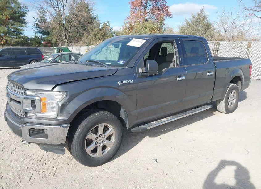 Photo 2 of 2018 Ford F-150 XLT (VIN 1FTFW1E59JFB68298)