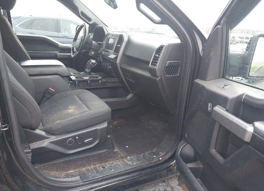 Photo 5 of 2018 Ford F-150 XLT (VIN 1FTFW1E59JFD63415)