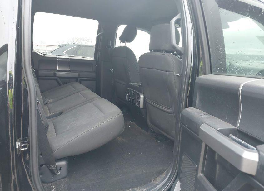 Photo 8 of 2018 Ford F-150 XLT (VIN 1FTFW1E59JFD63415)