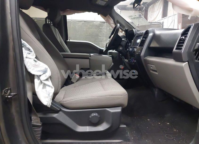 Photo 5 of 2018 Ford F-150 XLT (VIN 1FTFW1E59JKF29455)