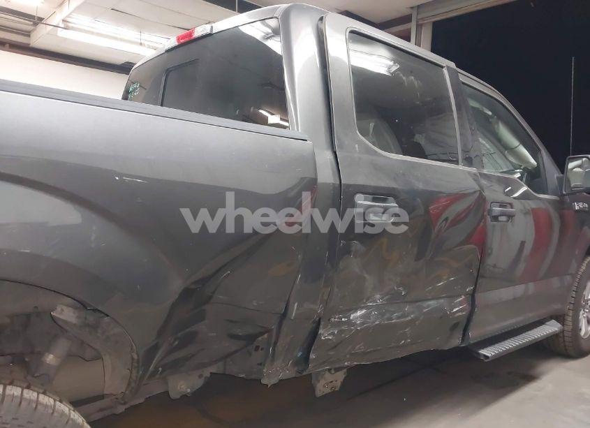 Photo 6 of 2018 Ford F-150 XLT (VIN 1FTFW1E59JKF29455)