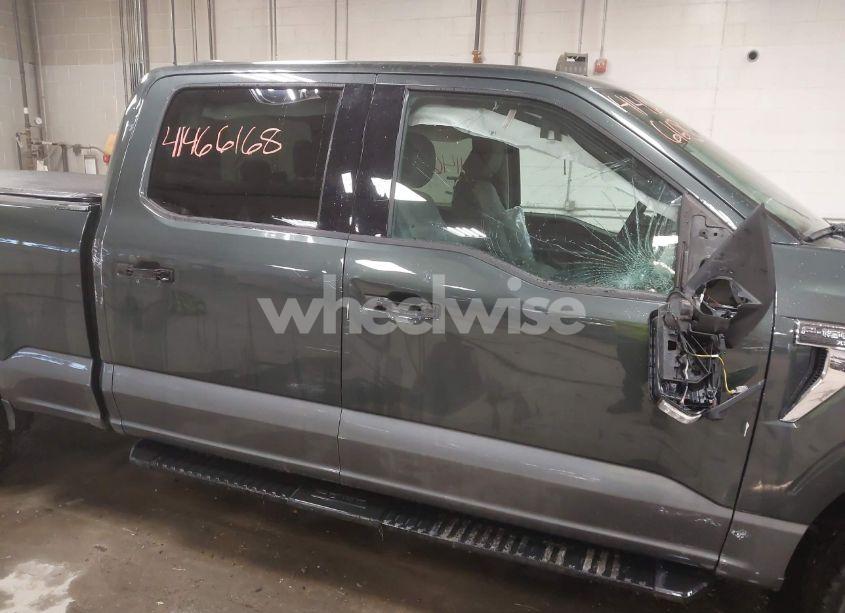 Photo 6 of 2021 Ford F-150 XLT (VIN 1FTFW1E59MKD82204)