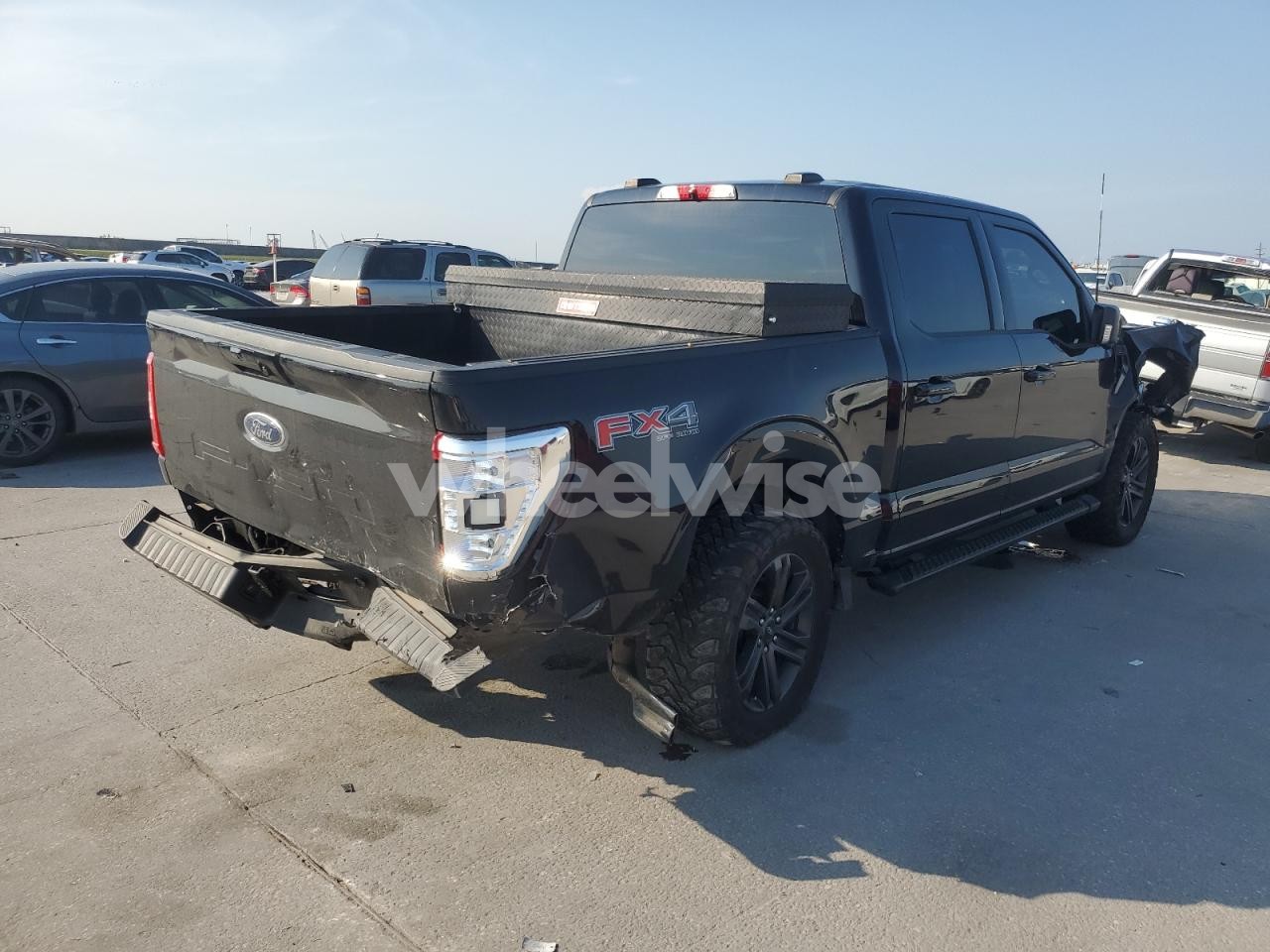 Photo 3 of 2022 FORD F150 SUPERCREW (VIN 1FTFW1E59NFA60446)