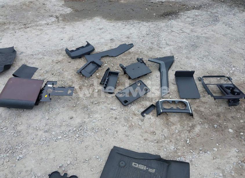 Photo 12 of 2022 Ford F-150 LARIAT (VIN 1FTFW1E59NKF04884)