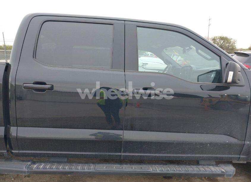 Photo 13 of 2023 Ford F-150 XLT (VIN 1FTFW1E59PFA63043)