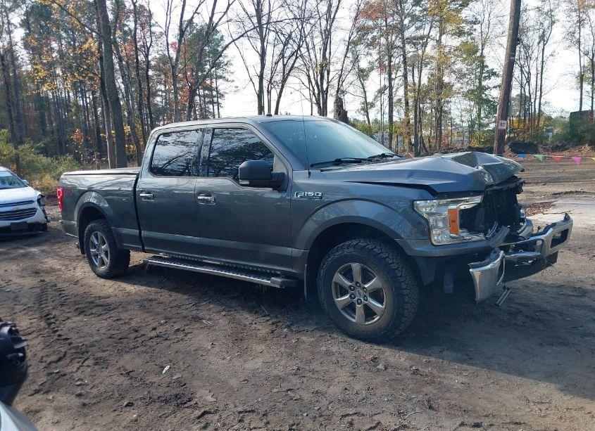 Photo 13 of 2018 Ford F-150 XLT (VIN 1FTFW1E5XJFB06165)