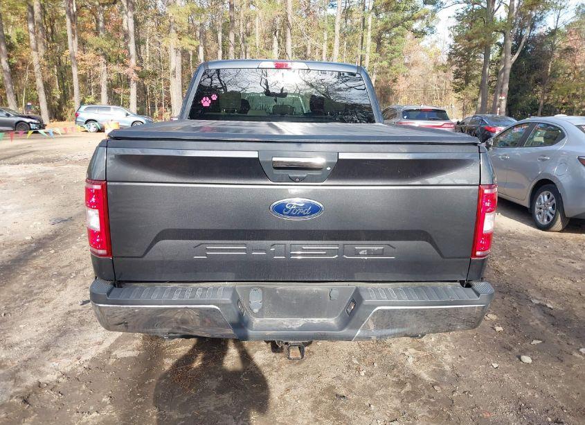 Photo 16 of 2018 Ford F-150 XLT (VIN 1FTFW1E5XJFB06165)