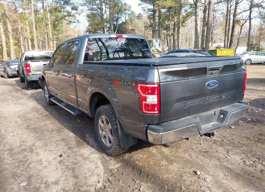 Photo 3 of 2018 Ford F-150 XLT (VIN 1FTFW1E5XJFB06165)