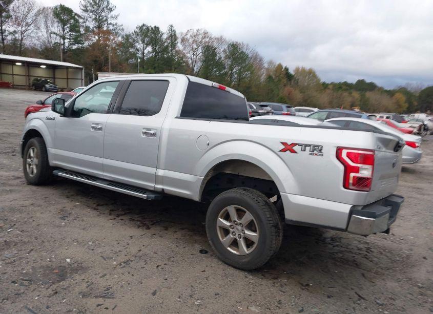 Photo 3 of 2018 Ford F-150 XLT (VIN 1FTFW1E5XJKC36499)