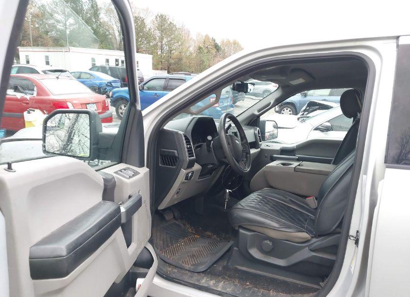 Photo 5 of 2018 Ford F-150 XLT (VIN 1FTFW1E5XJKC36499)