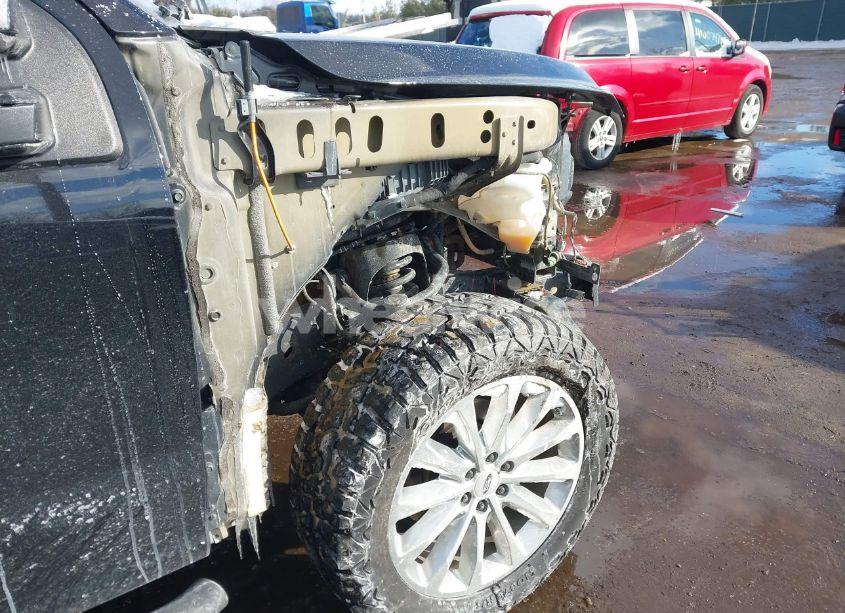 Photo 6 of 2018 Ford F-150 XLT (VIN 1FTFW1E5XJKE32877)