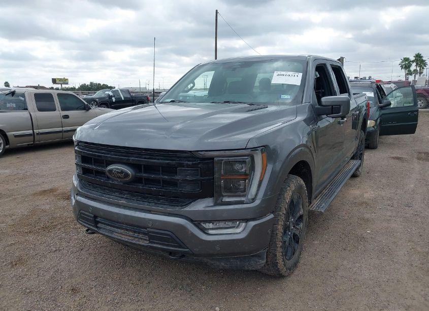 Photo 2 of 2022 Ford F-150 PLATINUM (VIN 1FTFW1E5XNFA95495)
