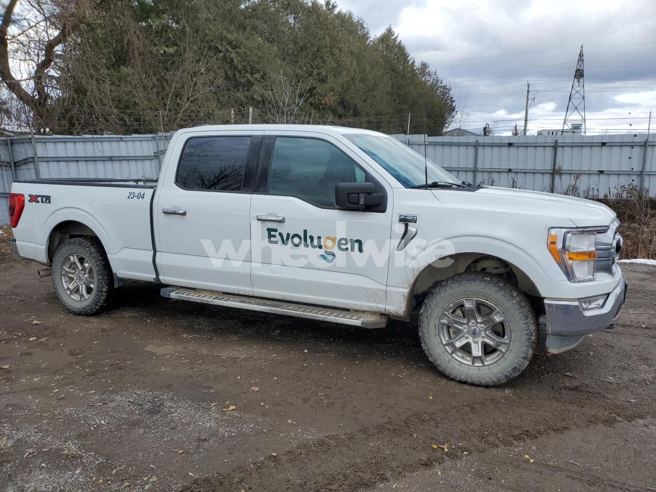 Photo 4 of 2023 FORD F150 SUPERCREW (VIN 1FTFW1E5XPFA60538)