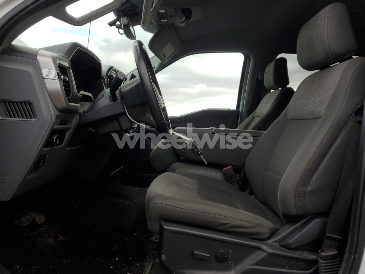 Photo 7 of 2023 FORD F150 SUPERCREW (VIN 1FTFW1E5XPFA60538)