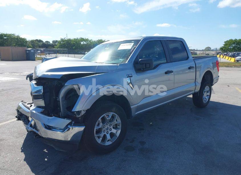 Photo 2 of 2023 Ford F-150 XLT (VIN 1FTFW1E5XPFA84015)