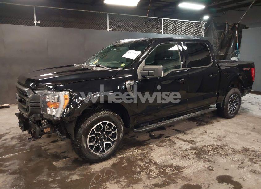 Photo 2 of 2022 Ford F-150 XLT (VIN 1FTFW1E81NFB52645)