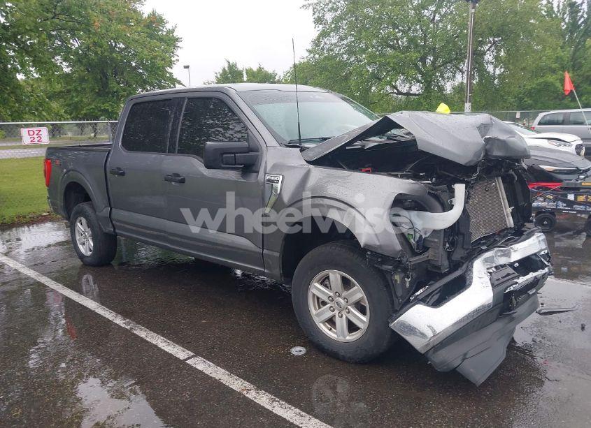 2023 Ford F-150 XLT (VIN 1FTFW1E81PFB58299) main photo