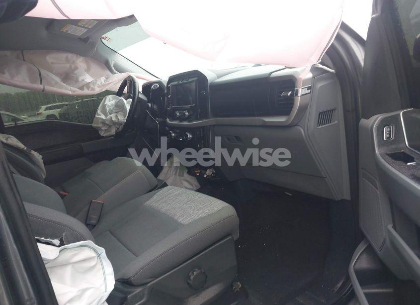 Photo 5 of 2023 Ford F-150 XLT (VIN 1FTFW1E81PFB58299)