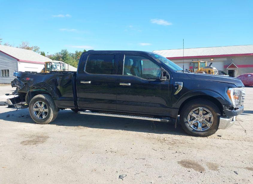 Photo 13 of 2023 Ford F-150 XLT (VIN 1FTFW1E81PFB71067)