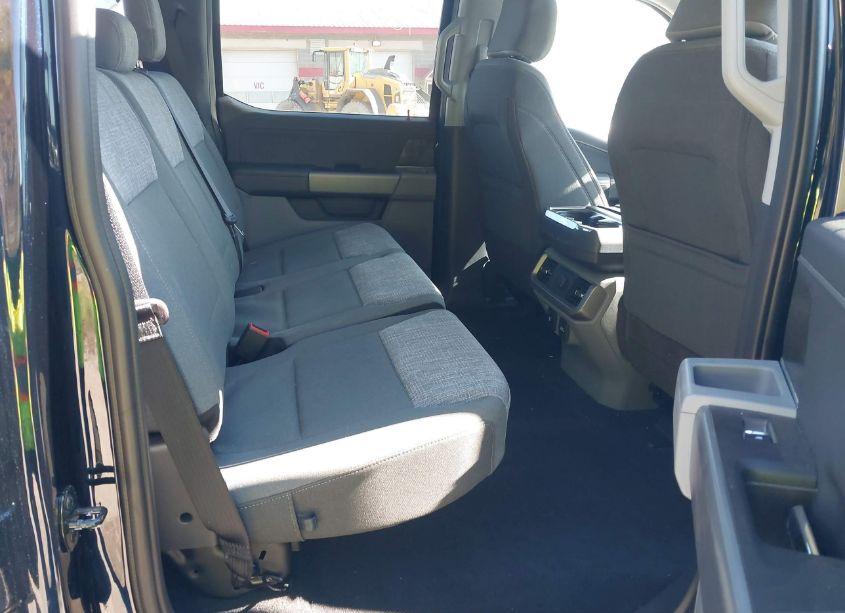 Photo 8 of 2023 Ford F-150 XLT (VIN 1FTFW1E81PFB71067)