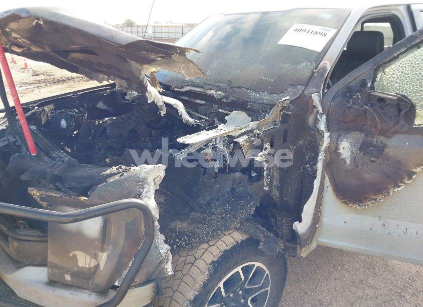 Photo 6 of 2023 Ford F-150 LARIAT (VIN 1FTFW1E81PFC44079)