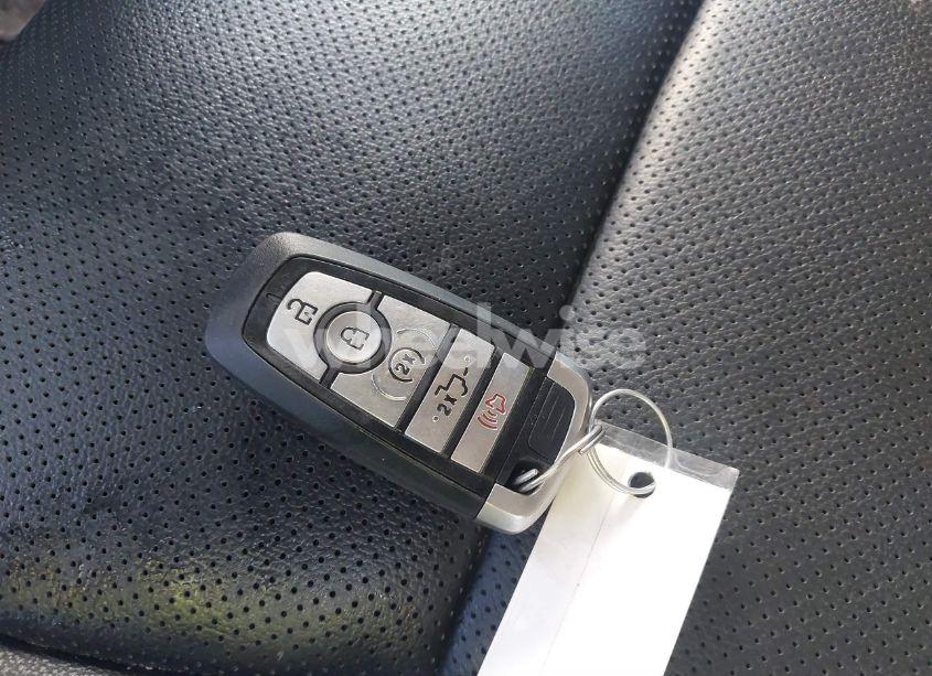 Photo 11 of 2023 Ford F-150 LARIAT (VIN 1FTFW1E81PKE39560)