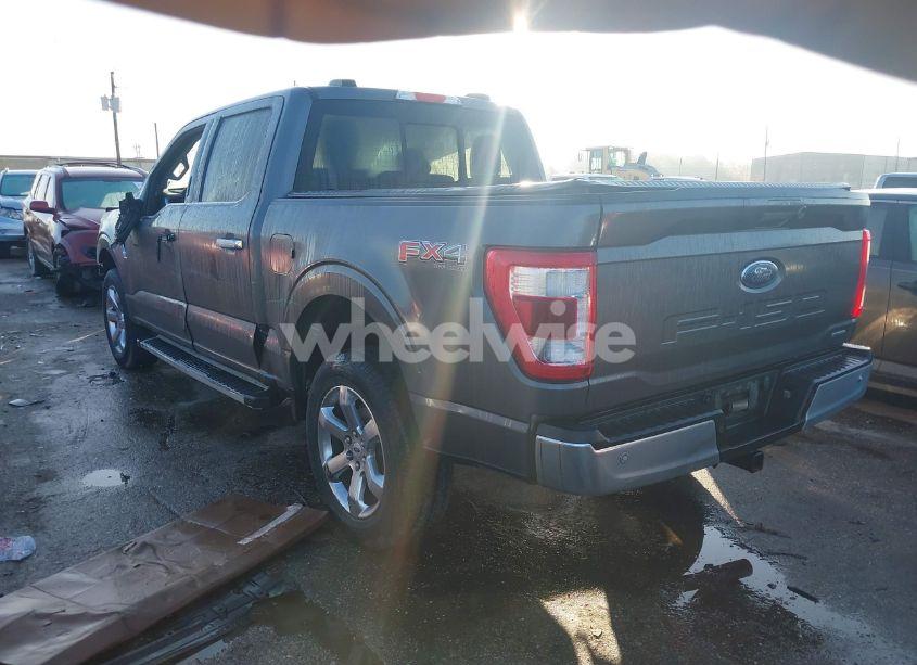 Photo 3 of 2023 Ford F-150 LARIAT (VIN 1FTFW1E81PKE39560)