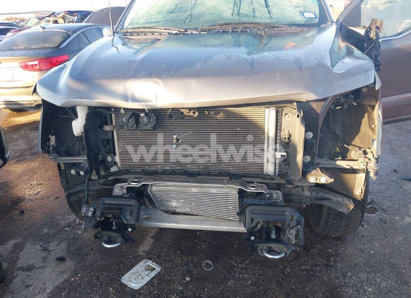 Photo 6 of 2023 Ford F-150 LARIAT (VIN 1FTFW1E81PKE39560)