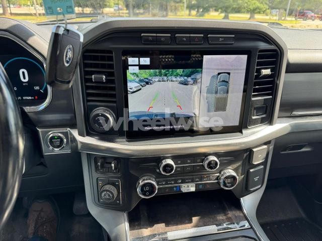 Photo 7 of 2021 FORD F150 SUPERCREW (VIN 1FTFW1E82MFB25873)