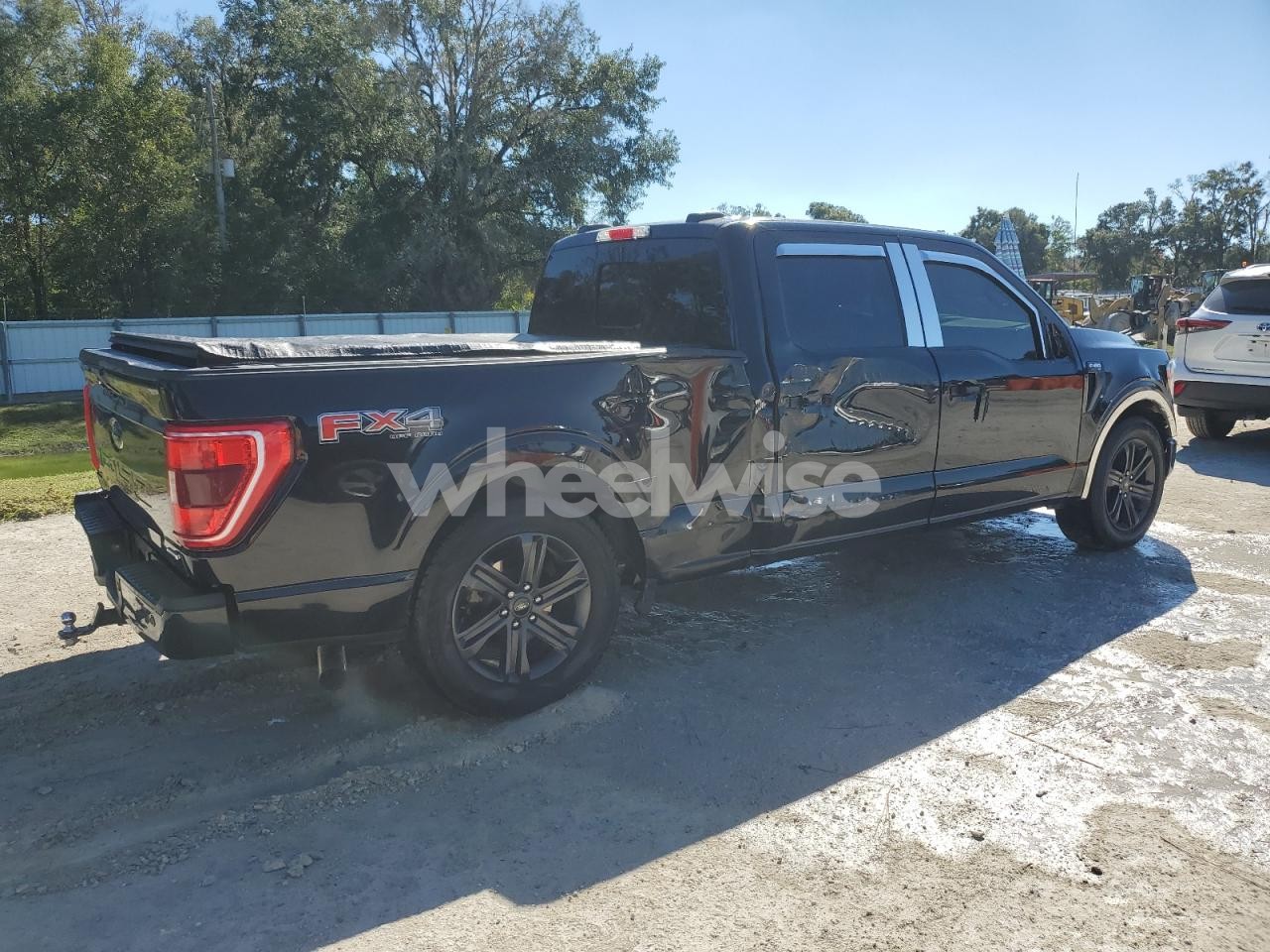 Photo 3 of 2021 FORD F150 SUPERCREW (VIN 1FTFW1E82MKD28088)